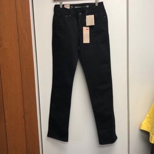 Levi’s Bold Curve Black Jeans Sz 29x32